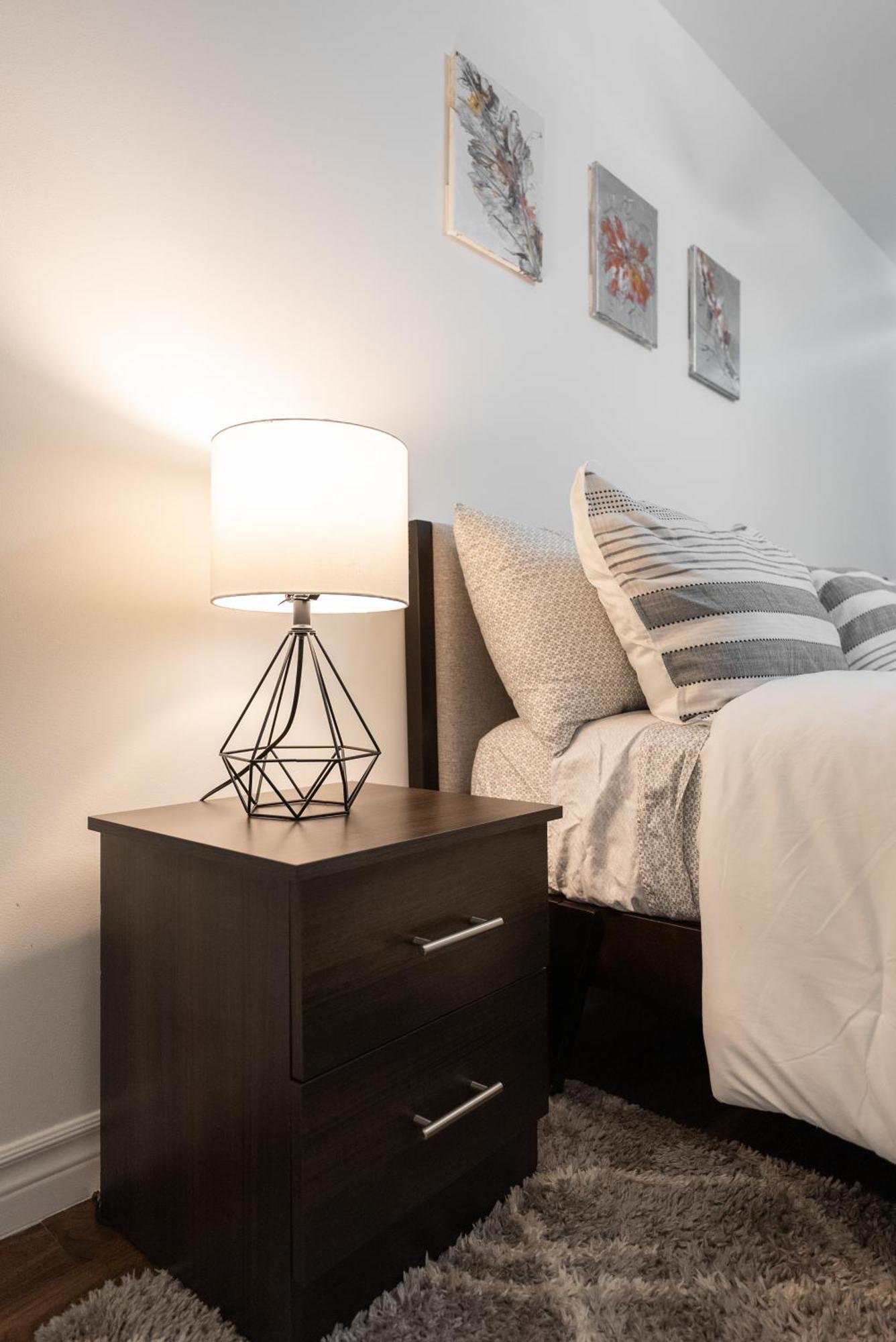 Comfortable Spacious House With Parking ブロサード エクステリア 写真