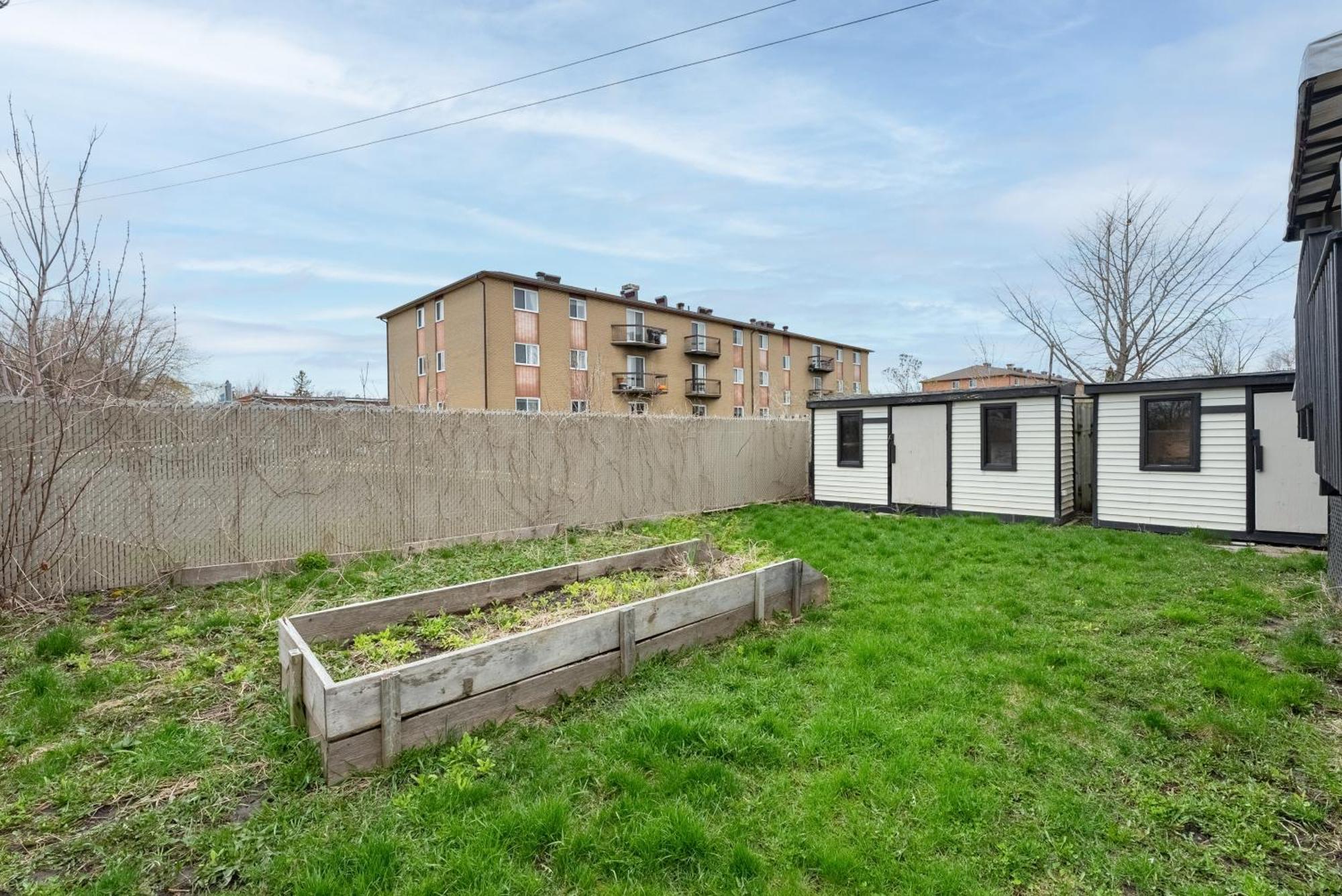 Comfortable Spacious House With Parking ブロサード エクステリア 写真