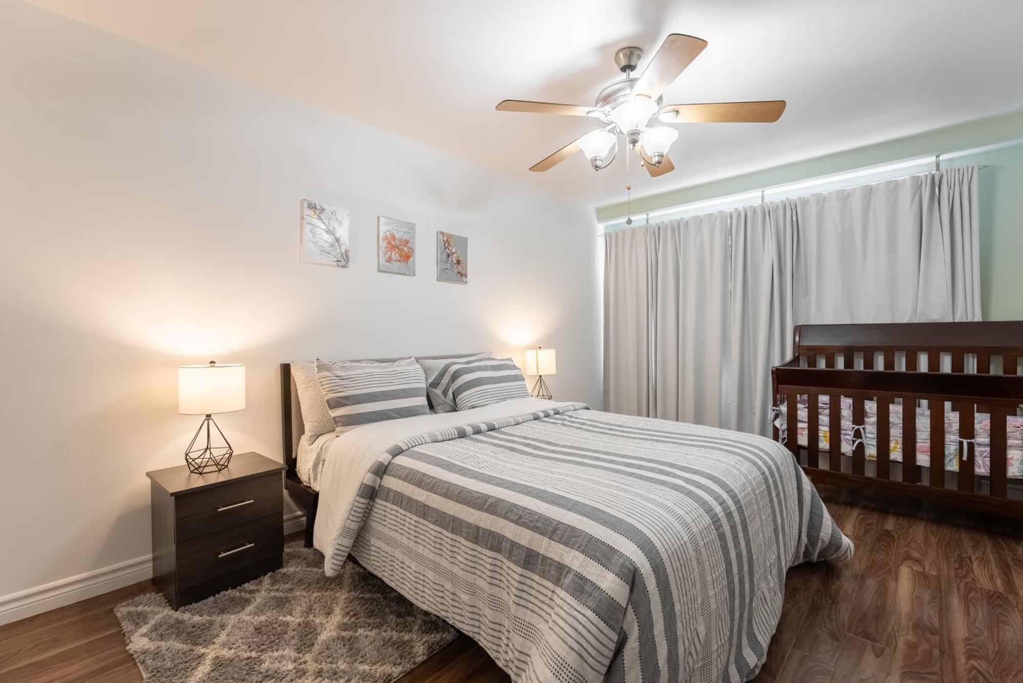 Comfortable Spacious House With Parking ブロサード エクステリア 写真